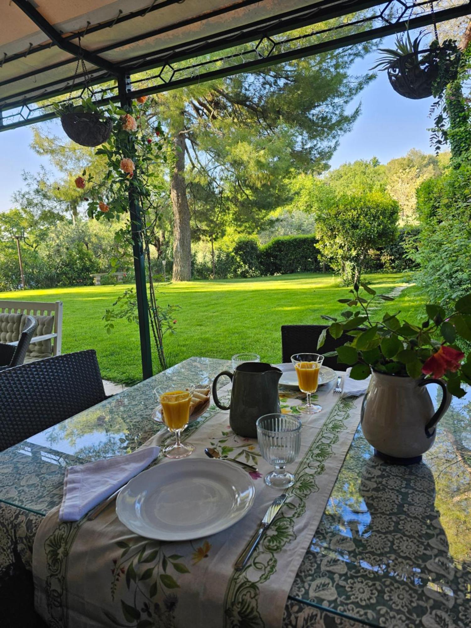 Villa Monacelli B&B Фано Екстериор снимка